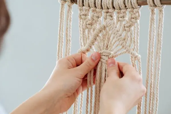 Macramé, thématique éditoriale Oracom